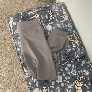 Small Nike Dri fit leggings